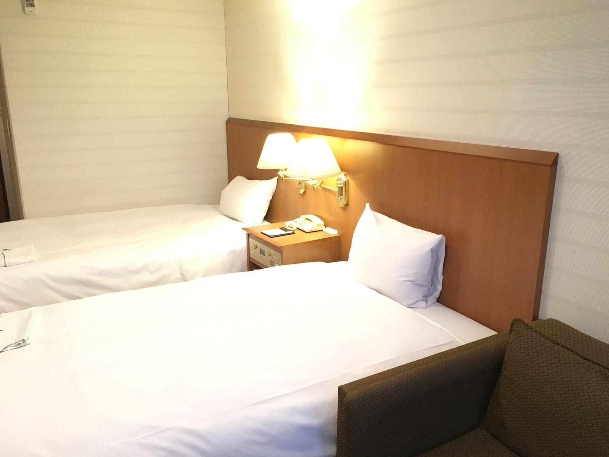 Hotel Yokohama Camelot Japan Eksteriør bilde