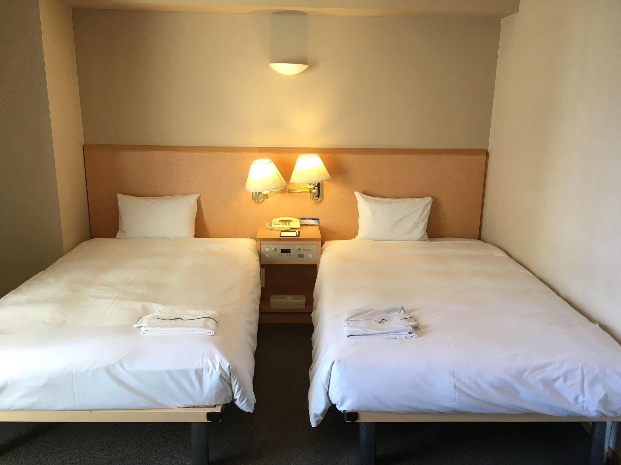 Hotel Yokohama Camelot Japan Eksteriør bilde