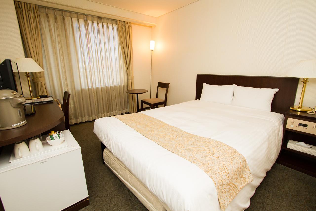 Hotel Yokohama Camelot Japan Eksteriør bilde